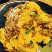 Beef in Scrambled Egg 滑蛋牛肉